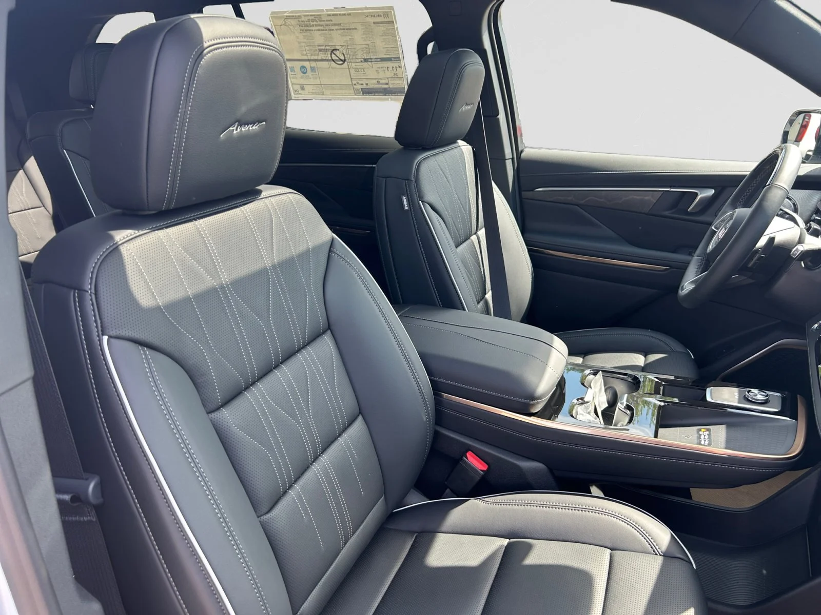 New 2026 Iridescent White Tricoat Buick Avenir AWD image 12