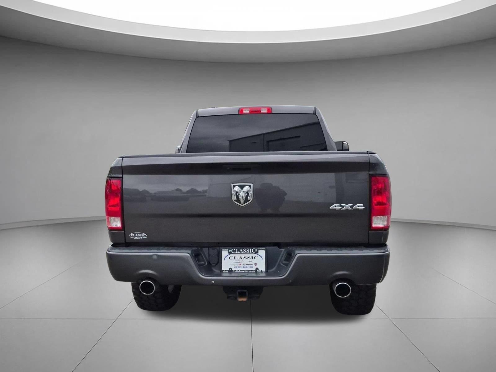 Used 2019 Granite Crystal Metallic Clearcoat Ram Express image 4