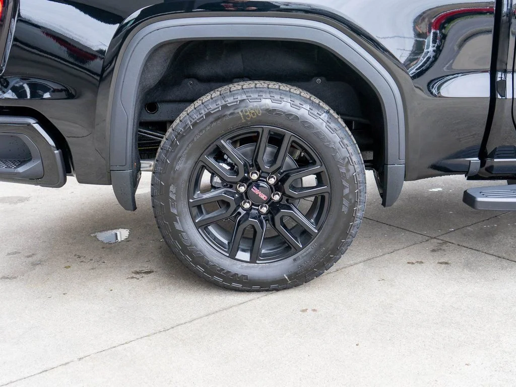 New 2026 Onyx Black GMC Elevation image 31