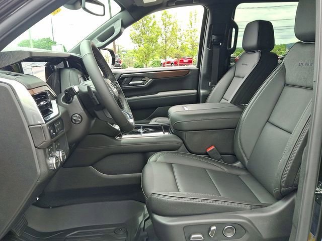 2026 GMC Yukon XL Denali - Photo 20