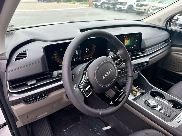Certified Used 2026 Snow White Pearl Kia LXS image 9