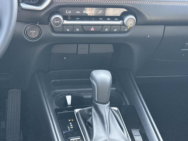 2026 Mazda CX-50 Premium - Photo 11