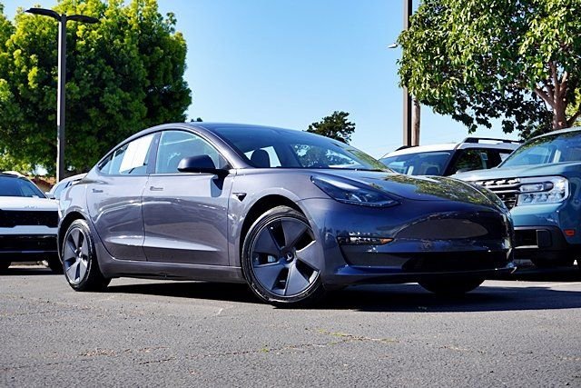 2023 Tesla Model 3 Base