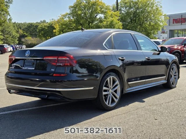Used 2017 Black Volkswagen 1.8T R-Line image 5