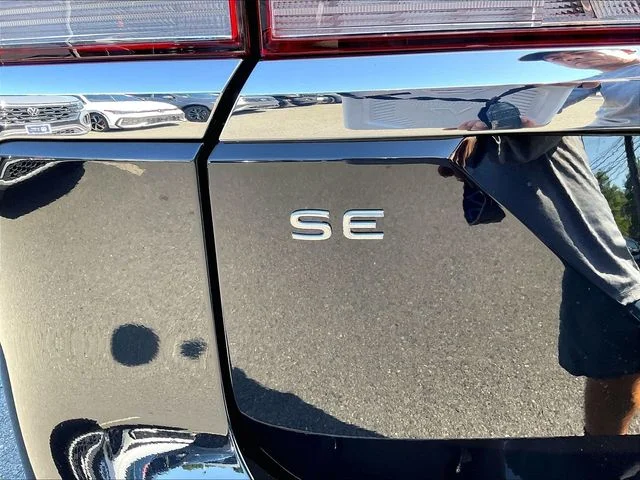 New 2026 Black Volkswagen SE w/Technology image 12