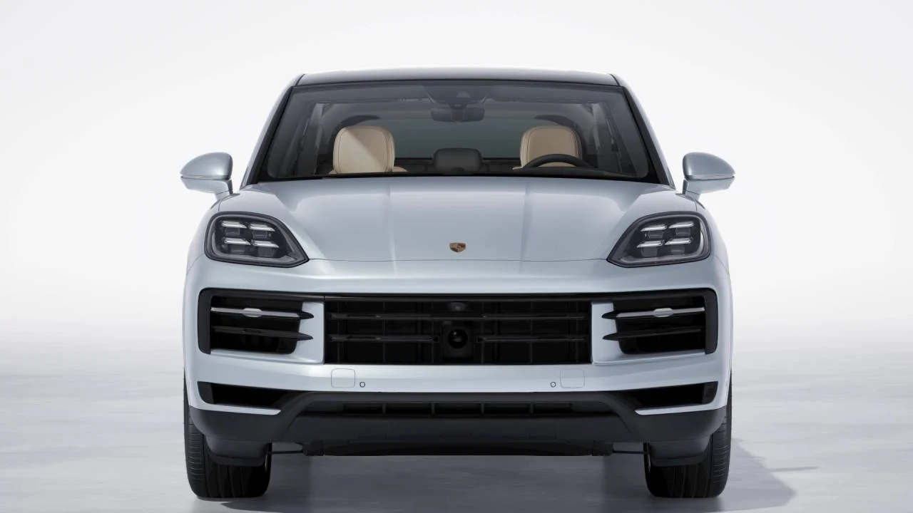 New 2026 Dolomite Silver Metallic Porsche Coupe image 8