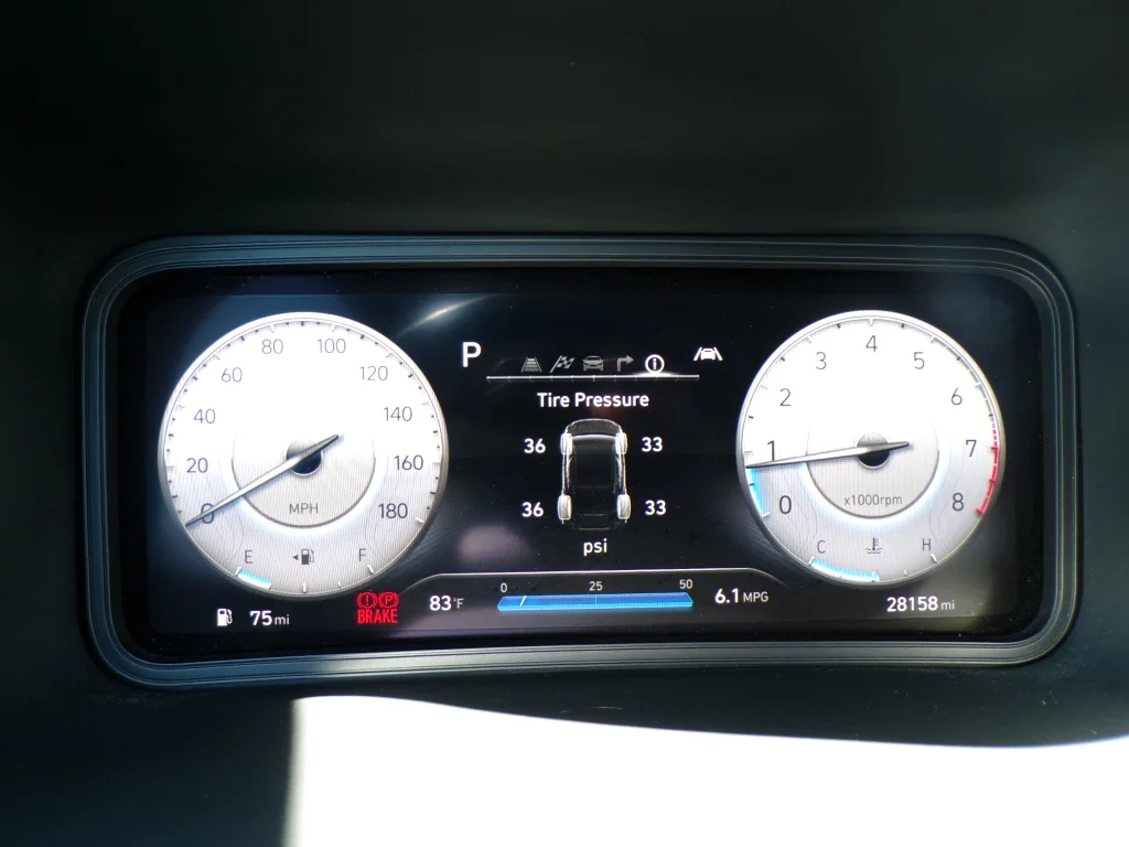 Used 2022 Ultra Black Hyundai Base image 17