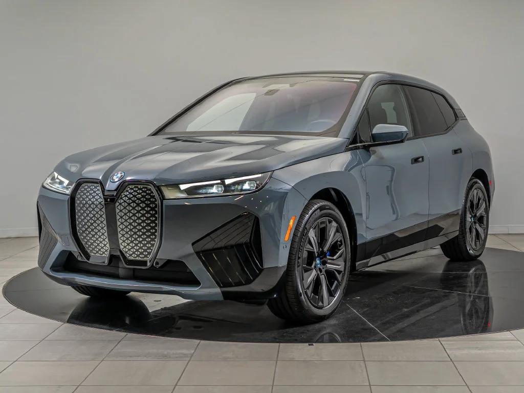 2024 BMW iX