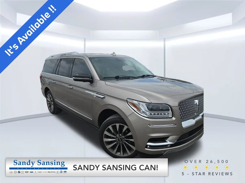 Used 2019 Brown Lincoln Select image 1