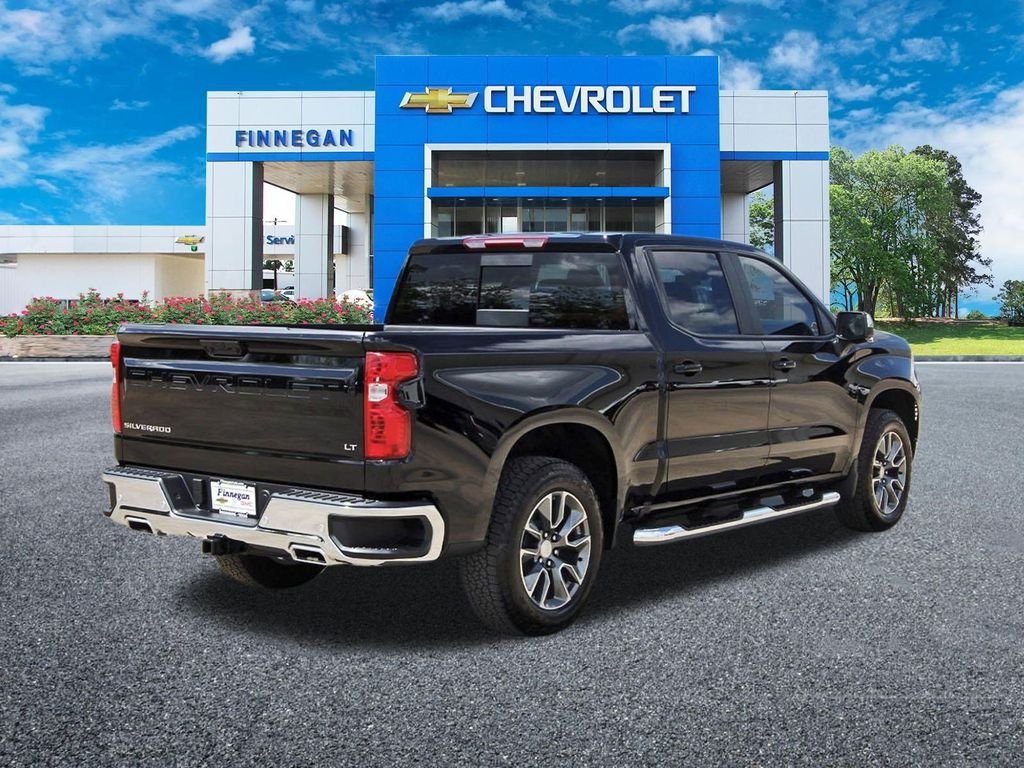 Used 2026 Black Chevrolet LT image 7