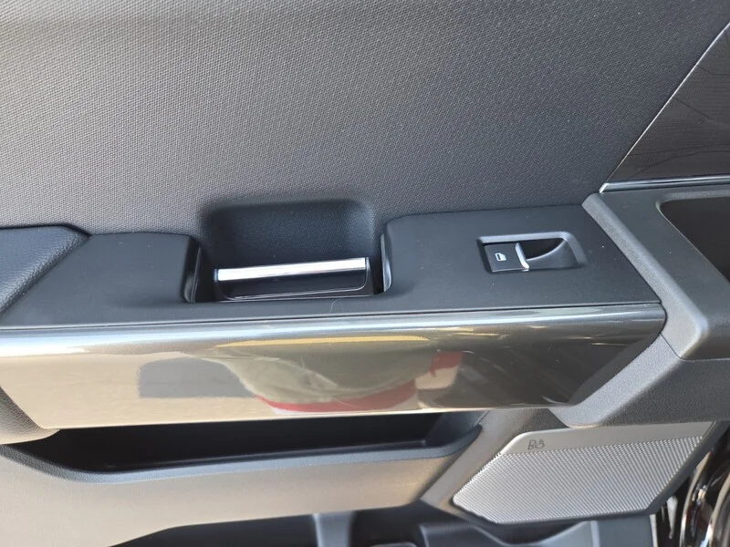 Used 2023 Black Metallic FORD XLT image 13