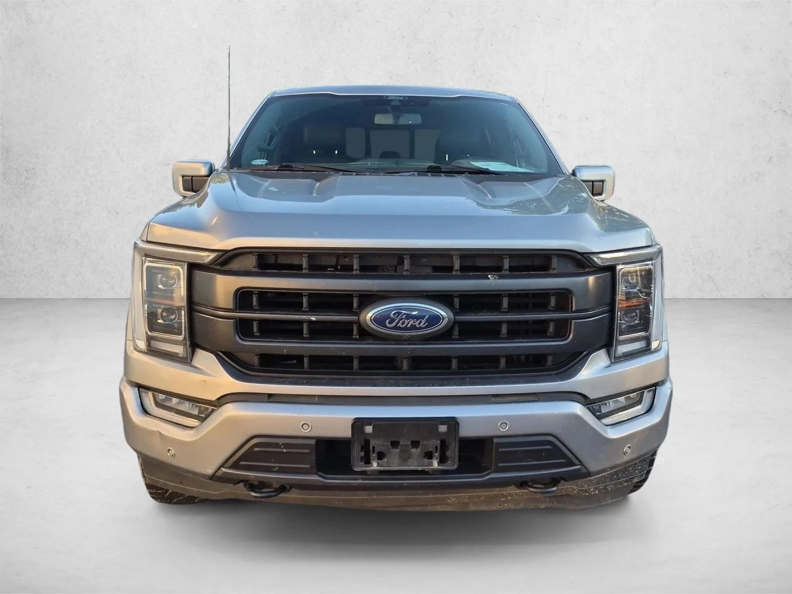 Used 2021 Iconic Silver Metallic Ford LARIAT image 2