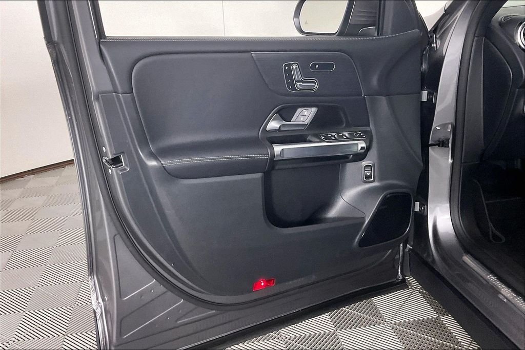 2026 Mercedes-Benz GLB GLB 250 - Photo 15