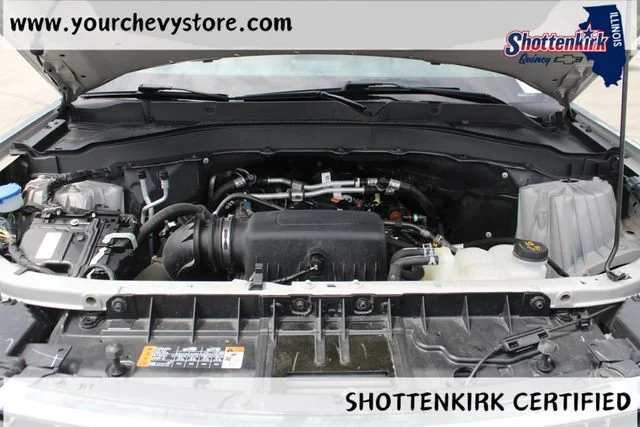Used 2023 Silver Ford XLT image 6