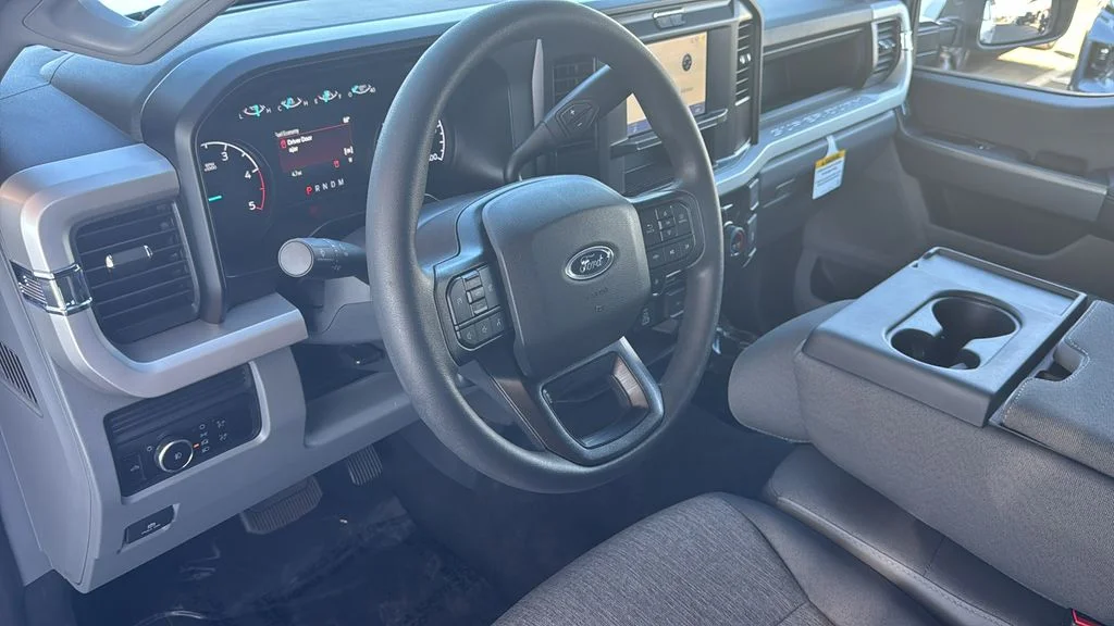 New 2026 Oxford White Ford F-250® XL image 15