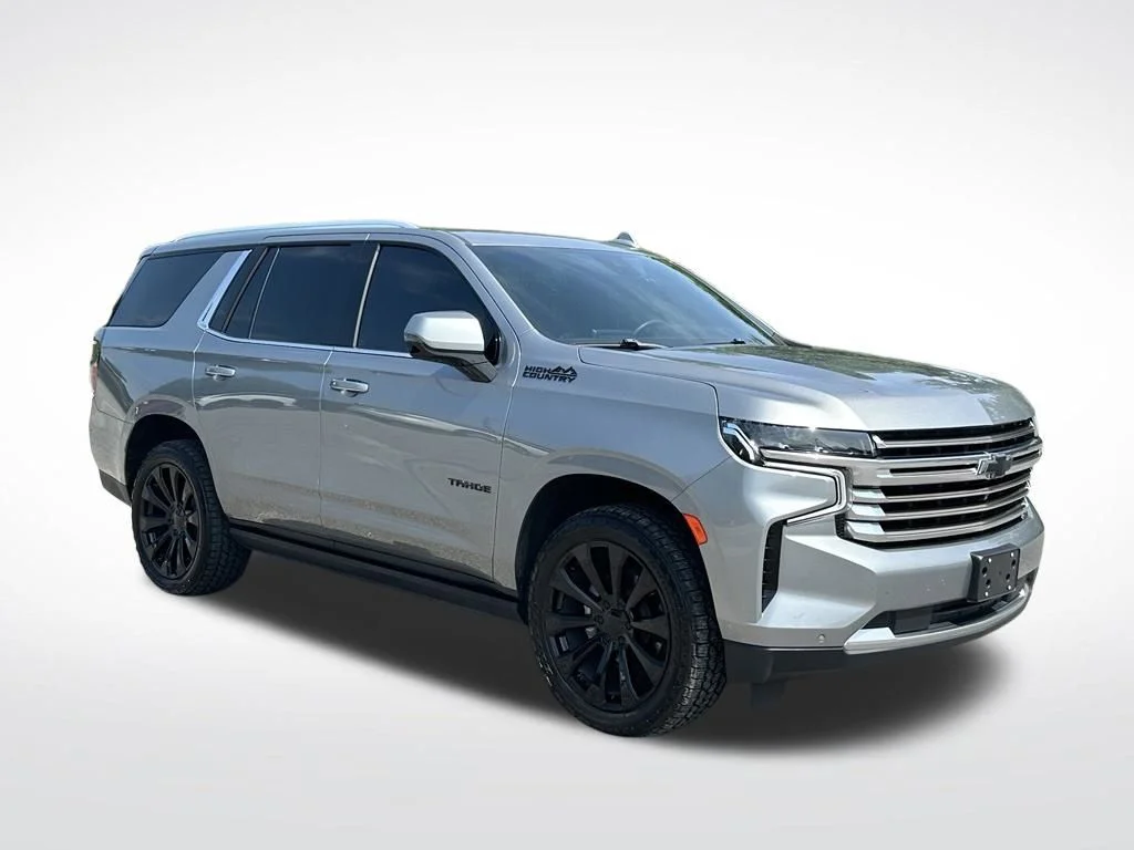 Used 2023 Gray Chevrolet High Country image 9