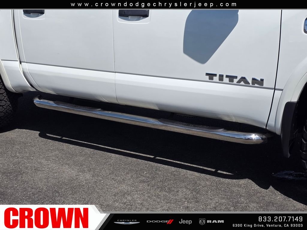 Used 2017 White Nissan PRO-4X image 10