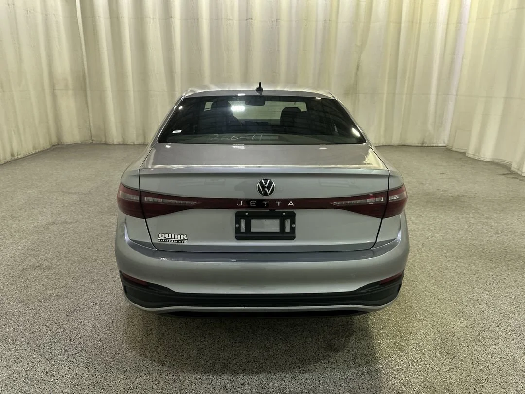 2026 Volkswagen Jetta Sport - Photo 7