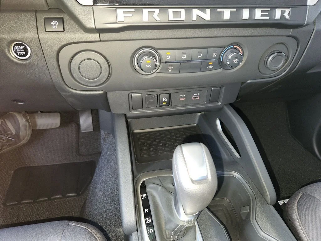 2026 Nissan Frontier SV - Photo 16