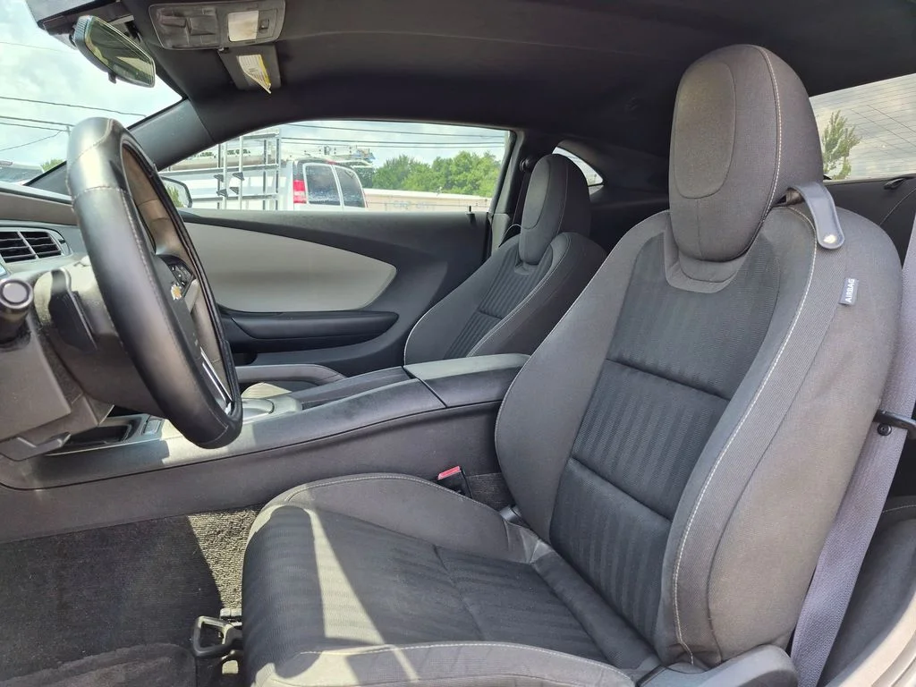 Used 2014 Blue Chevrolet 2LS image 11