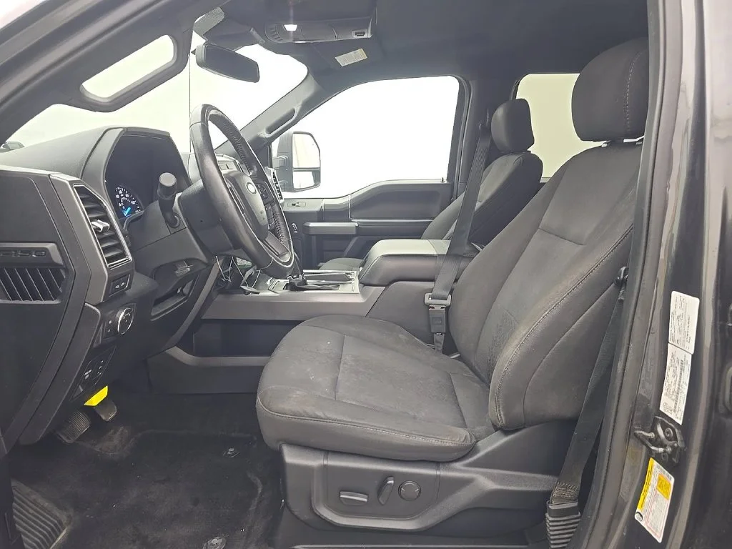 Used 2019 Gray Ford XLT image 5