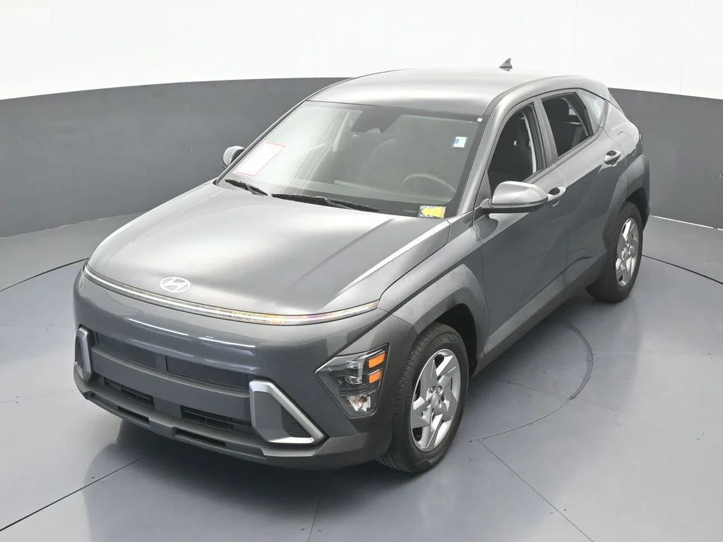 Used 2024 Ecotronic Gray Pearl Hyundai SE image 48