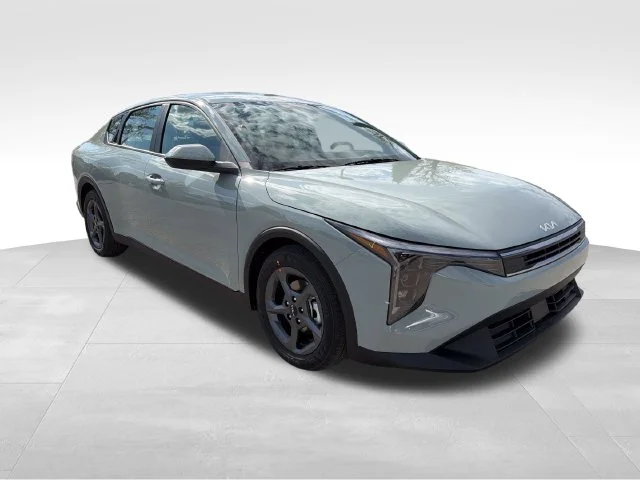 2027 Kia K4 LXS