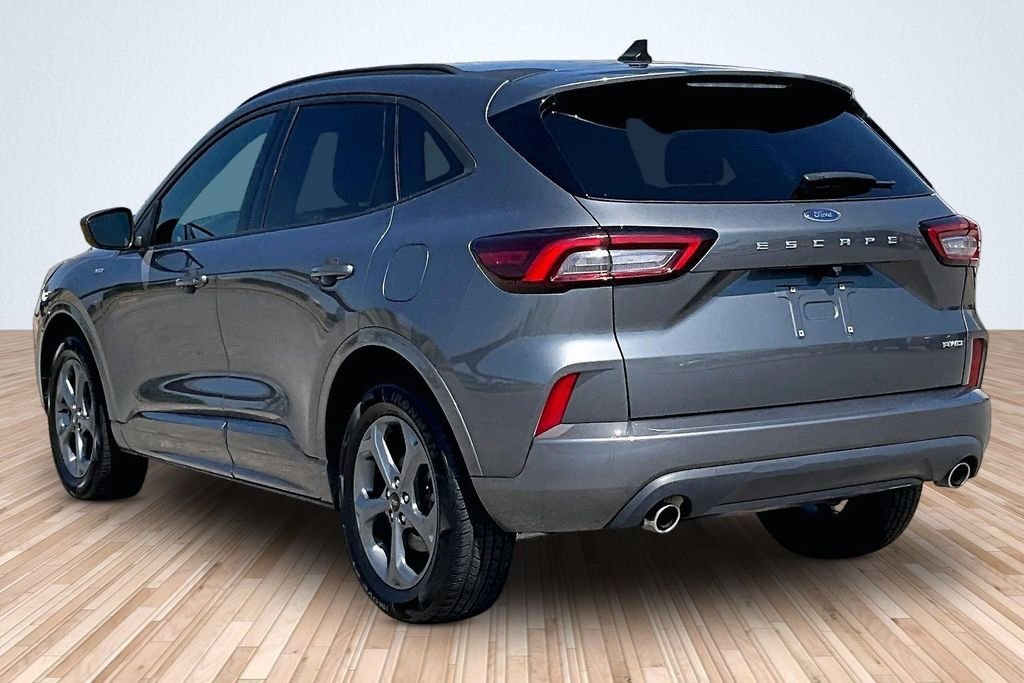 Used 2023 Gray Ford ST-Line image 10
