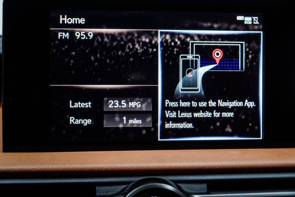 Used 2023 Red Lexus 300 image 27
