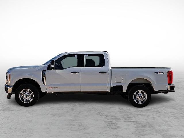 New 2027 Oxford White Ford F-250® XLT image 31
