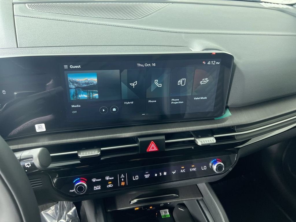 New 2026 Snow White Pearl Kia X-Line image 28