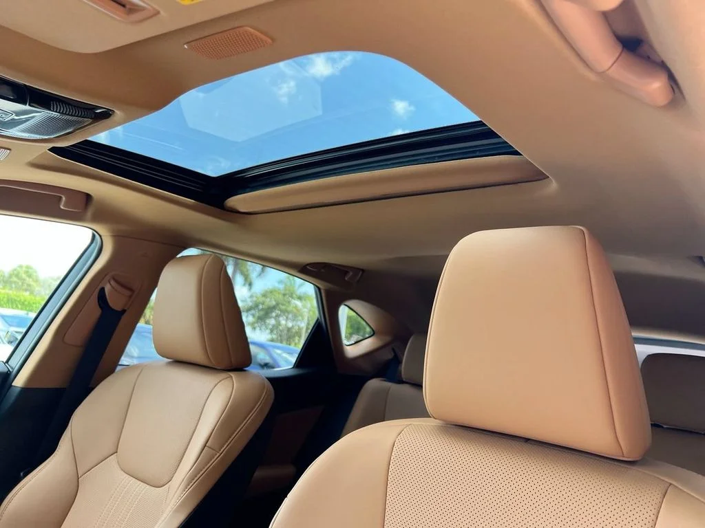 Certified Used 2026 ULTRA WHITE Lexus 350 Premium image 18