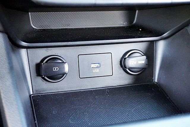 Used 2023 Silver Hyundai SEL image 27