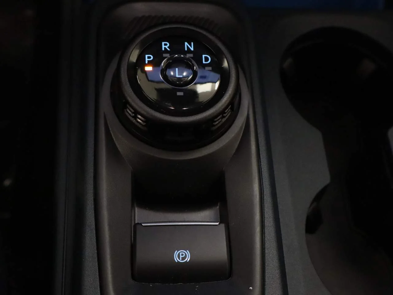 New 2026 Shadow Black Ford XLT image 8