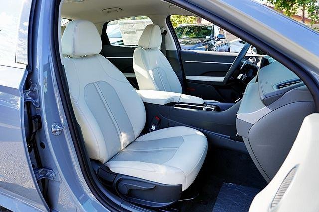 New 2026 Blue Hyundai SEL Sport image 15