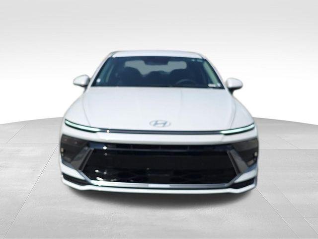 New 2026 White Hyundai Blue image 8