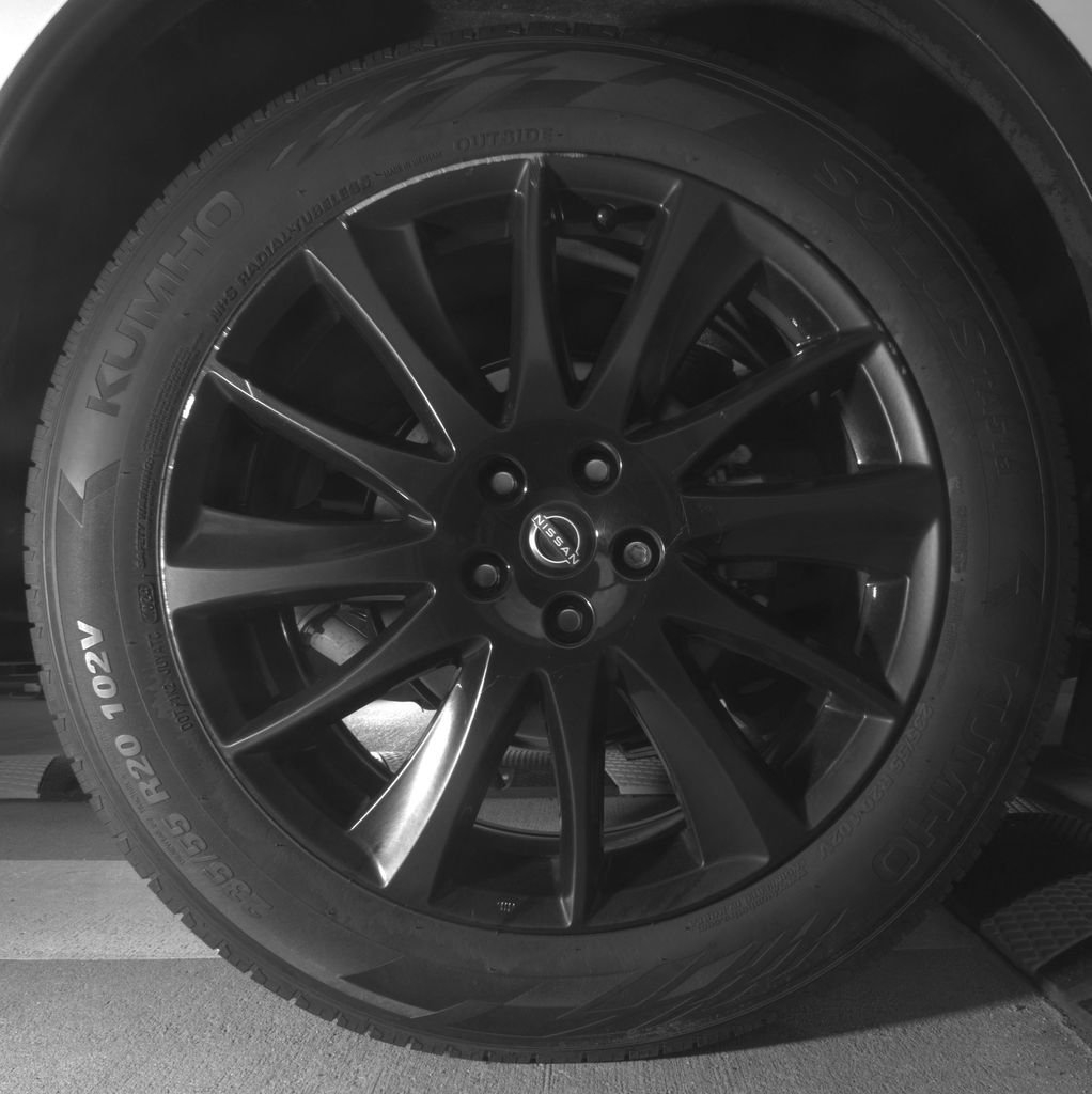 Used 2023 White Nissan SV image 14