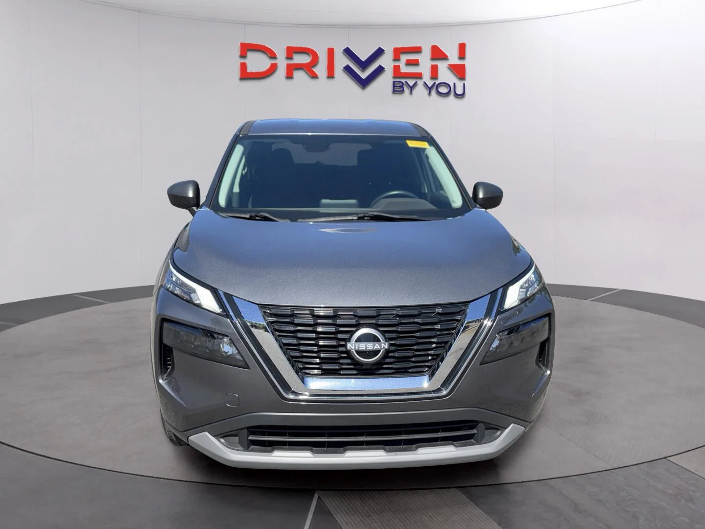 Used 2023 Gun Metallic Nissan S image 9