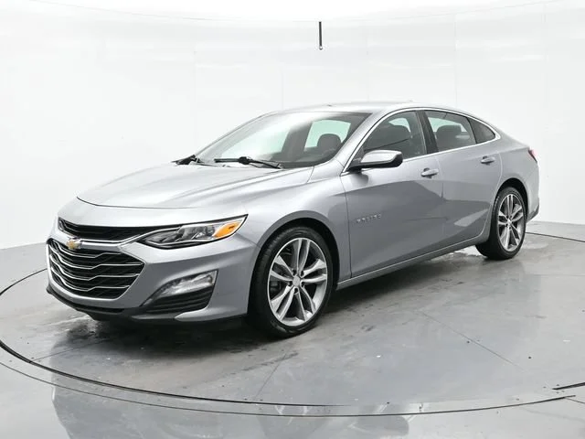 Used 2024 Sterling Gray Metallic Chevrolet 2LT image 3