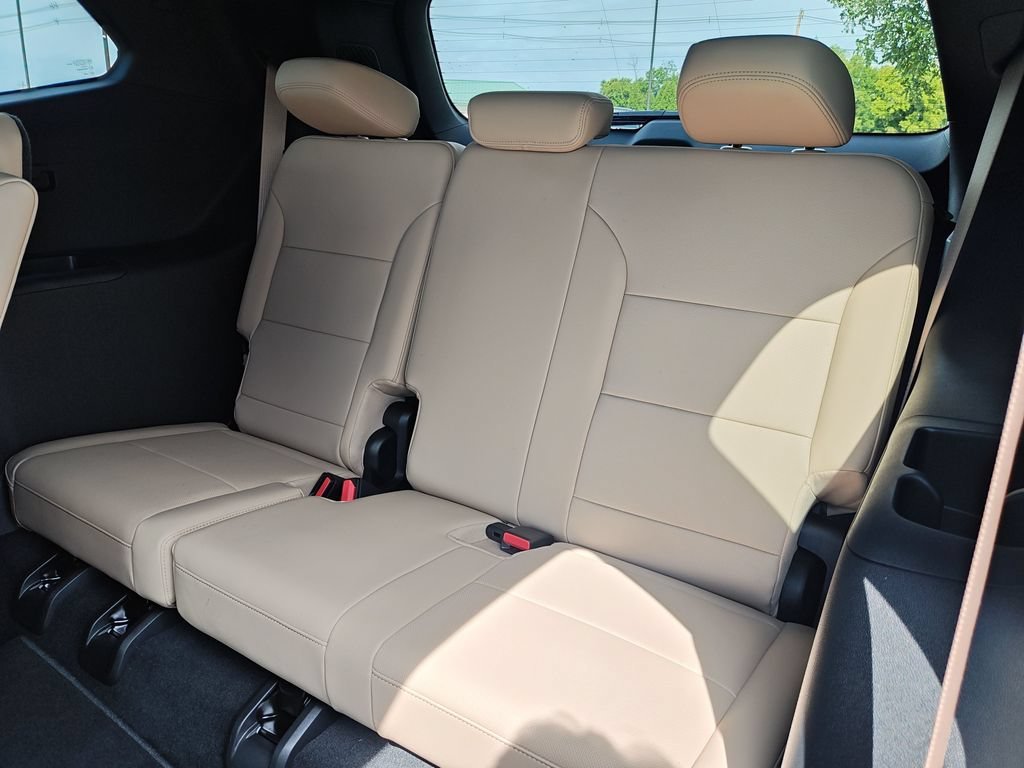 New 2027 Summit White Buick Preferred image 25