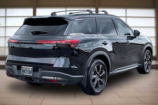 Used 2026 Black INFINITI Autograph image 2