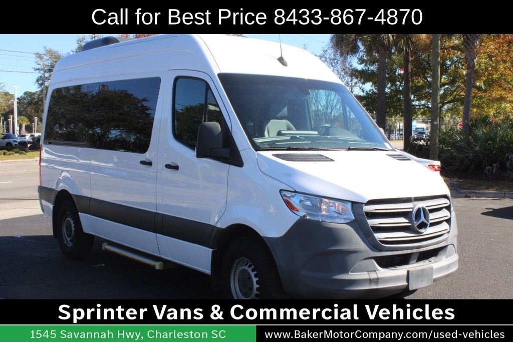 Used 2022 Arctic White Mercedes-Benz Passenger Van 144 in. WB image 17
