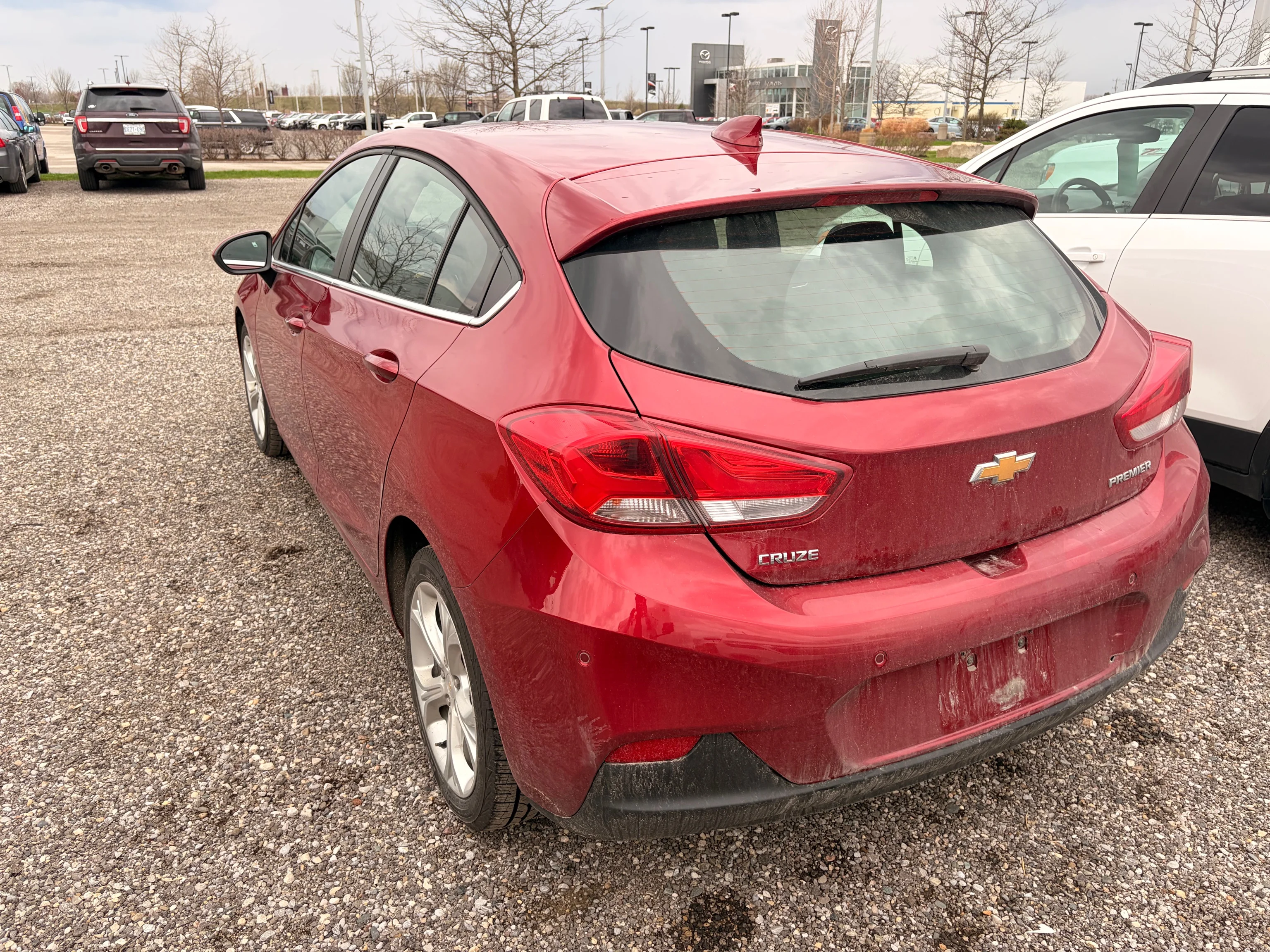 Used 2019  Chevrolet Premier image 4
