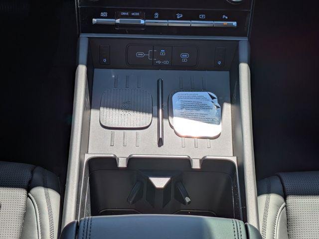 New 2026 White Hyundai Calligraphy FWD image 22
