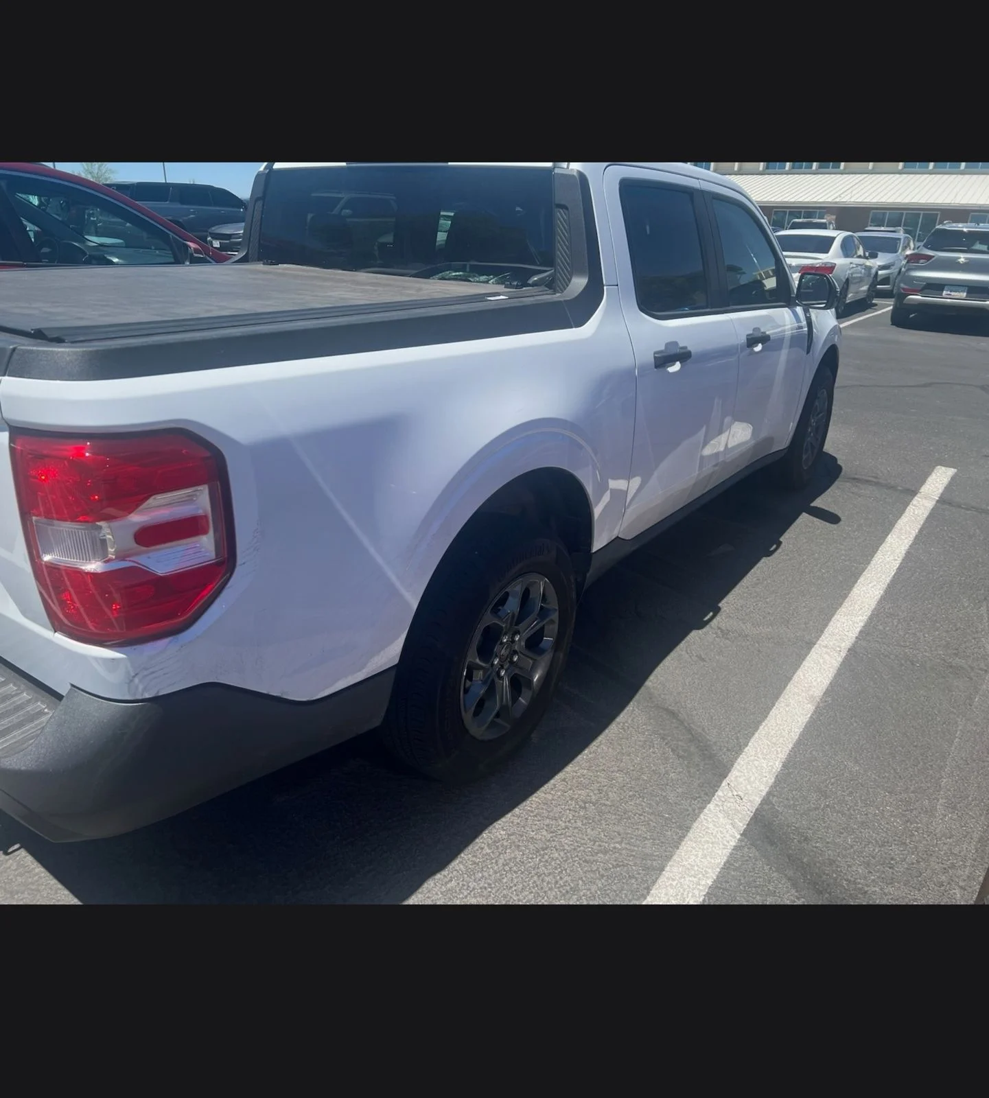 Used 2024 Oxford White Ford XLT image 1