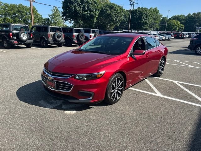 Used 2018 Cajun Red Tintcoat Chevrolet LT image 3