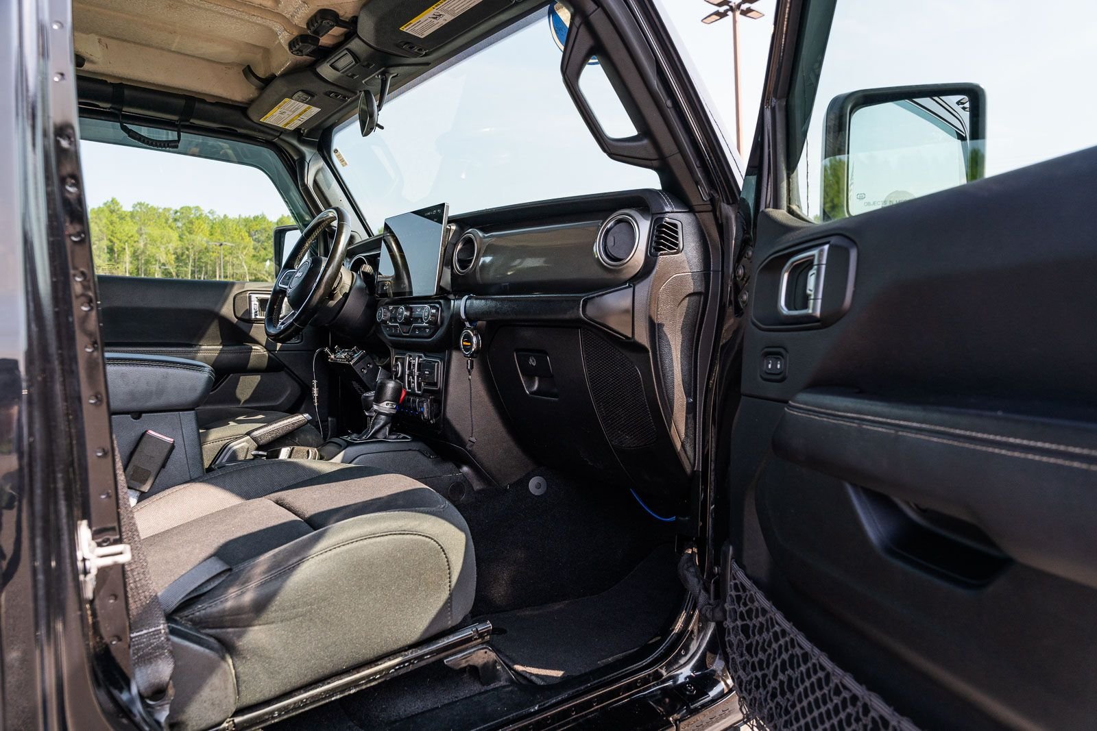 Certified Used 2021 Black Jeep Unlimited Sahara image 11