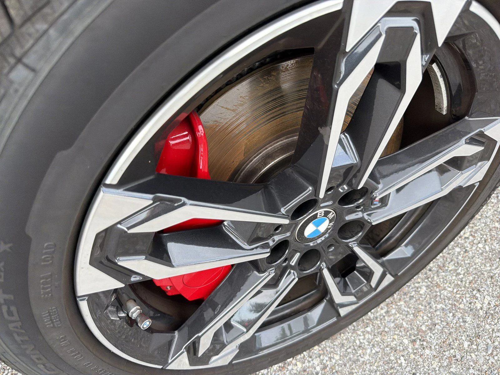 New 2026 Black Sapphire Metallic BMW xDrive28i image 10
