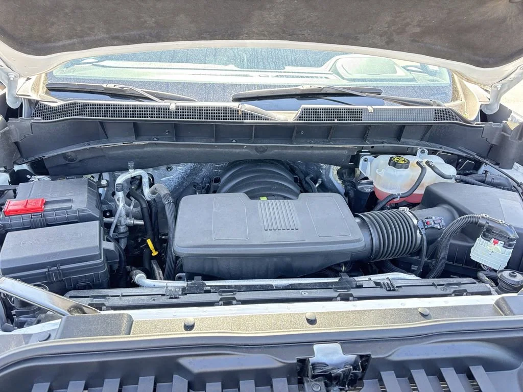 Used 2024 Summit White Chevrolet RST image 14