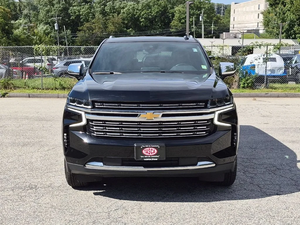 Used 2023 Black Chevrolet Premier image 13